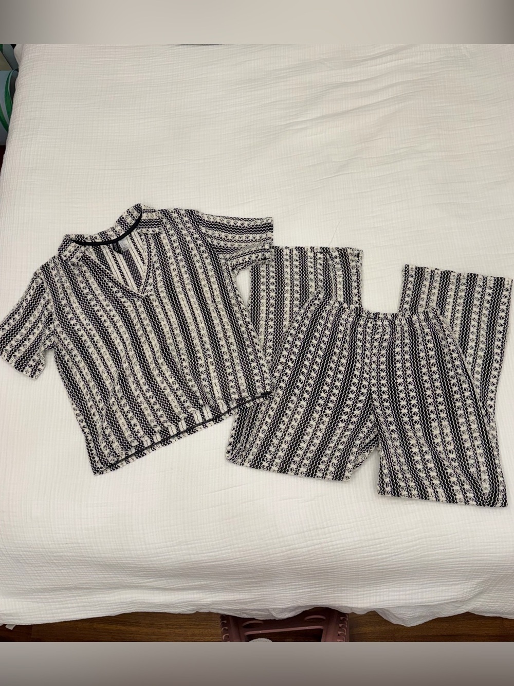 h&m black & white crochet matching set